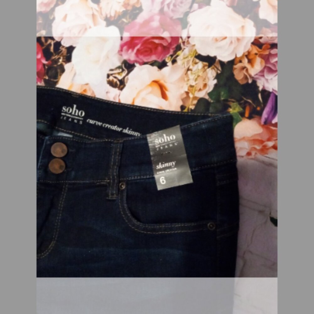 New York & Company Soho Skinny  Curve Creator Jeans - Picture 2 of 7